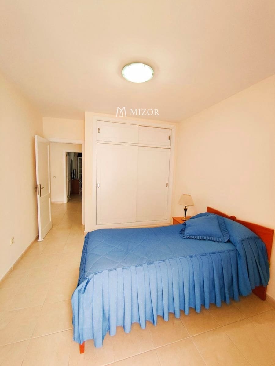 3 sypialnia Willa na sprzedaż w Adeje z garażem - 1 100 000 € (Ref: 9944279)