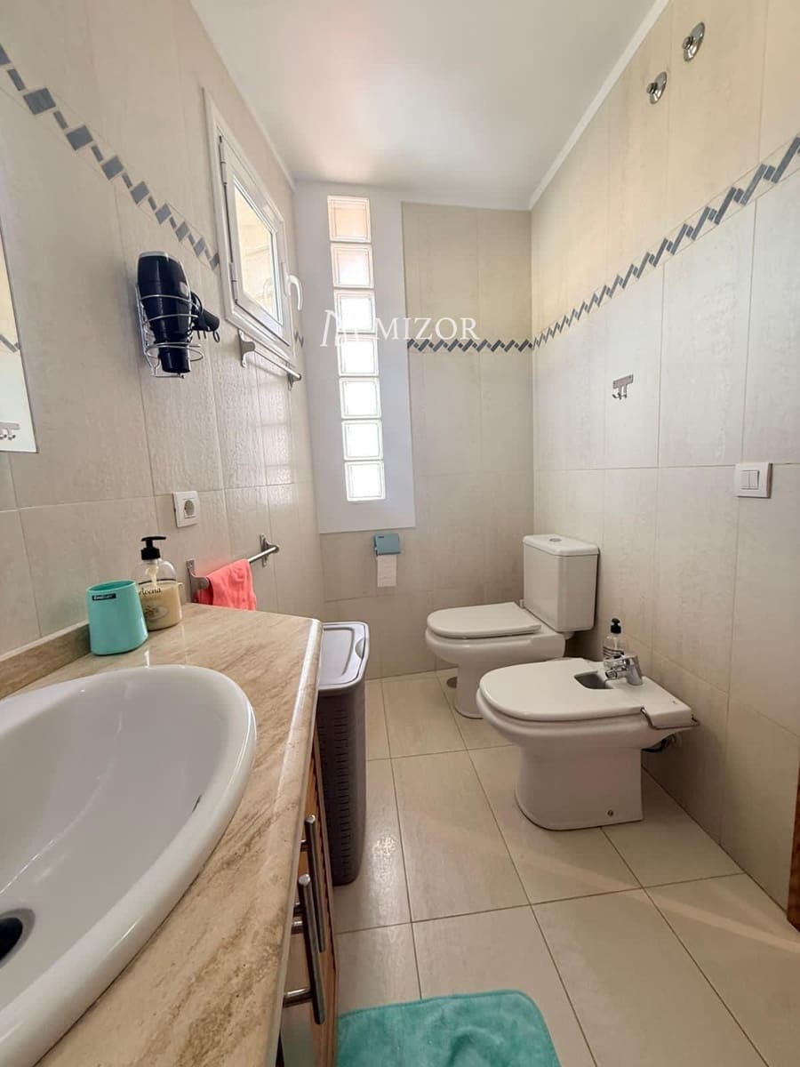 3 soveværelse Byhus til salg i Puerto Santiago med swimmingpool garage - € 595.000 (Ref: 9949004)
