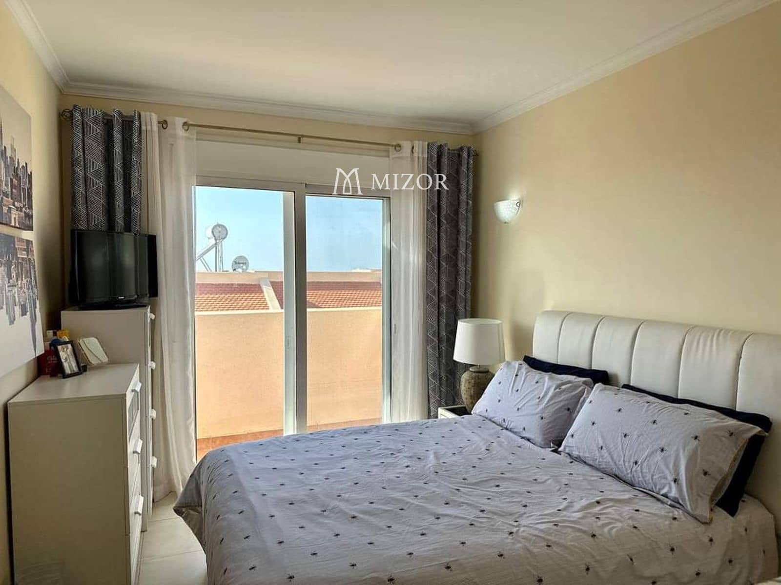 3 soveværelse Byhus til salg i Puerto Santiago med swimmingpool garage - € 595.000 (Ref: 9949004)