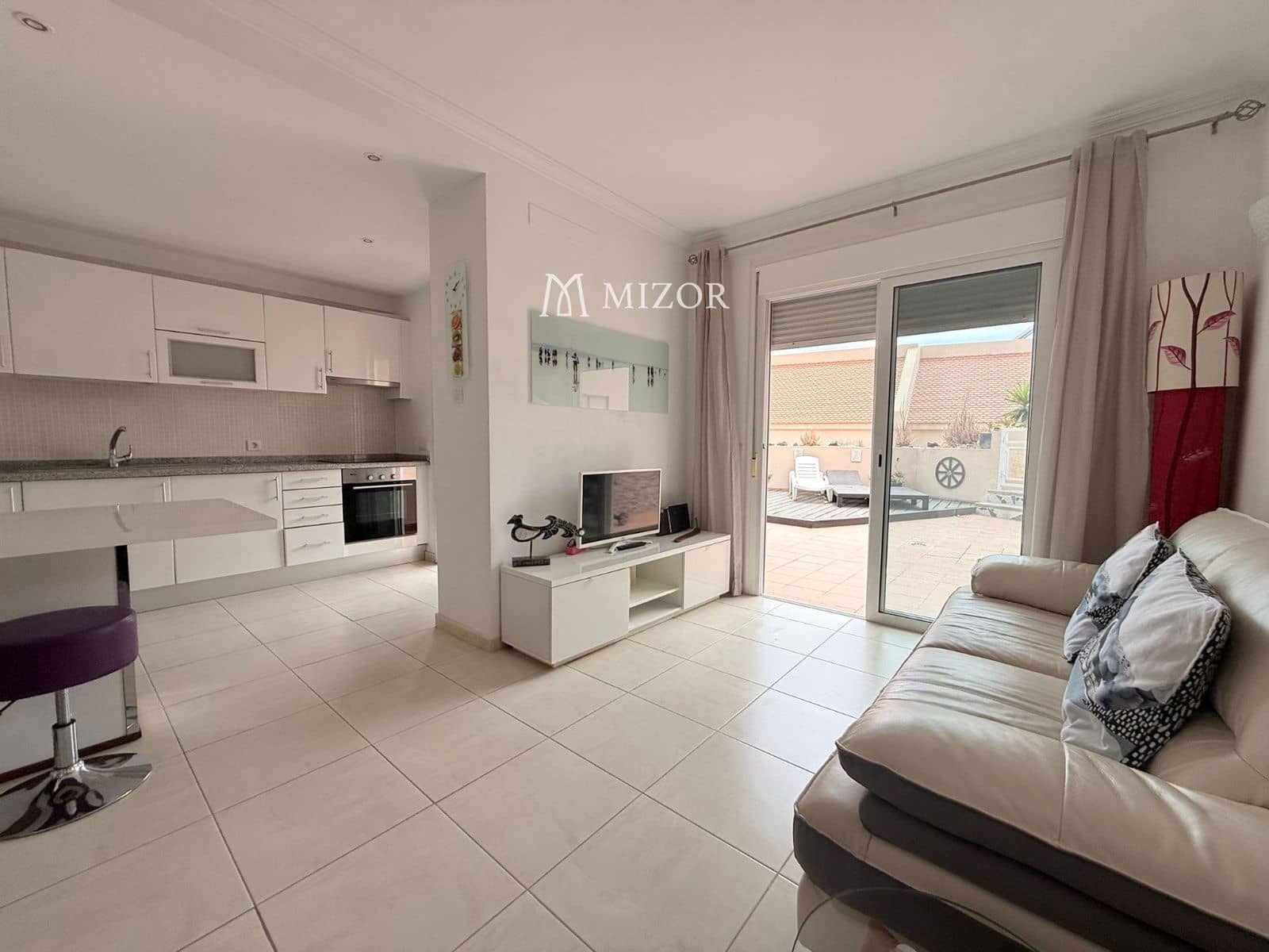 3 soveværelse Byhus til salg i Puerto Santiago med swimmingpool garage - € 595.000 (Ref: 9949004)
