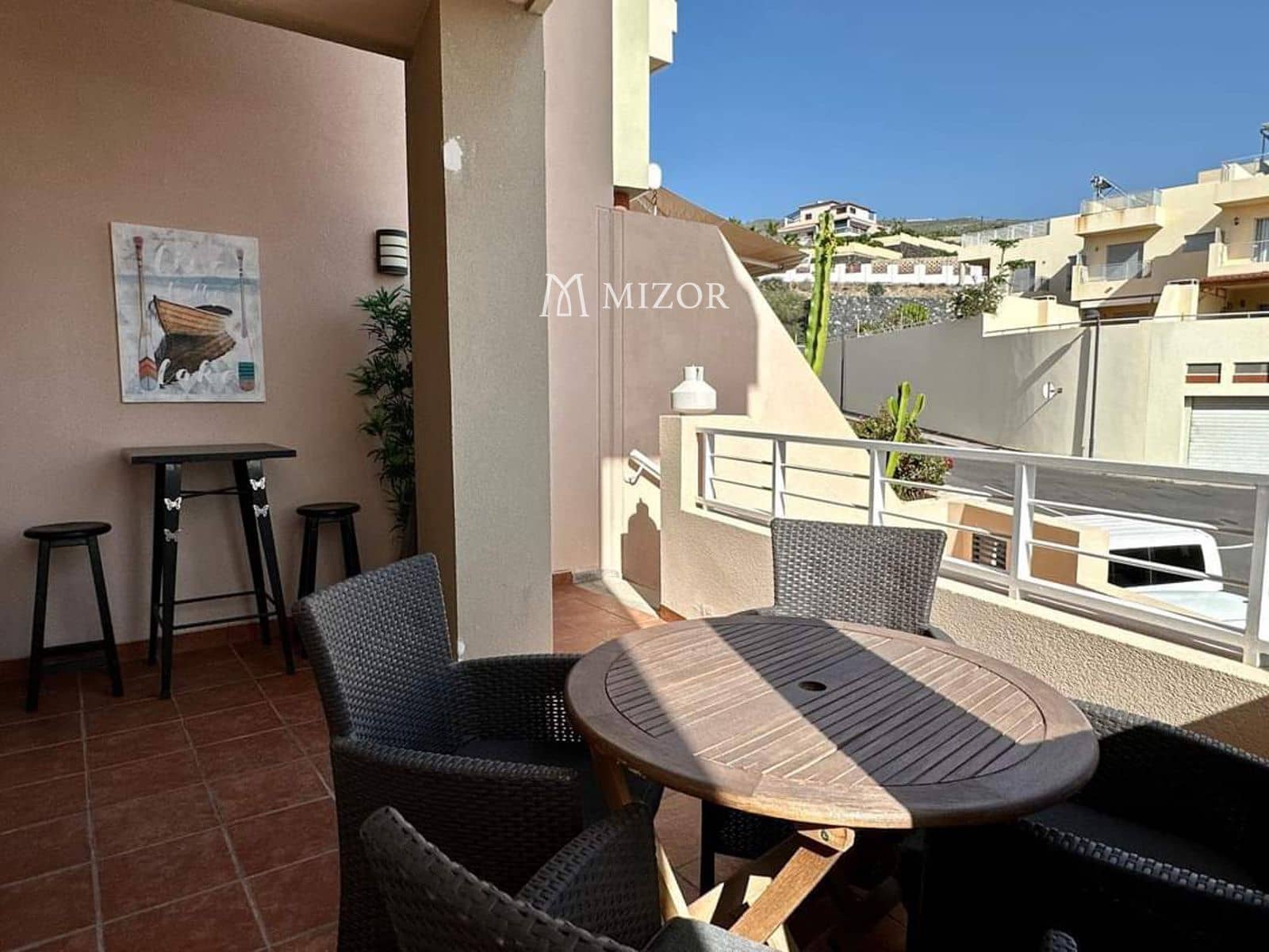 3 soveværelse Byhus til salg i Puerto Santiago med swimmingpool garage - € 595.000 (Ref: 9949004)