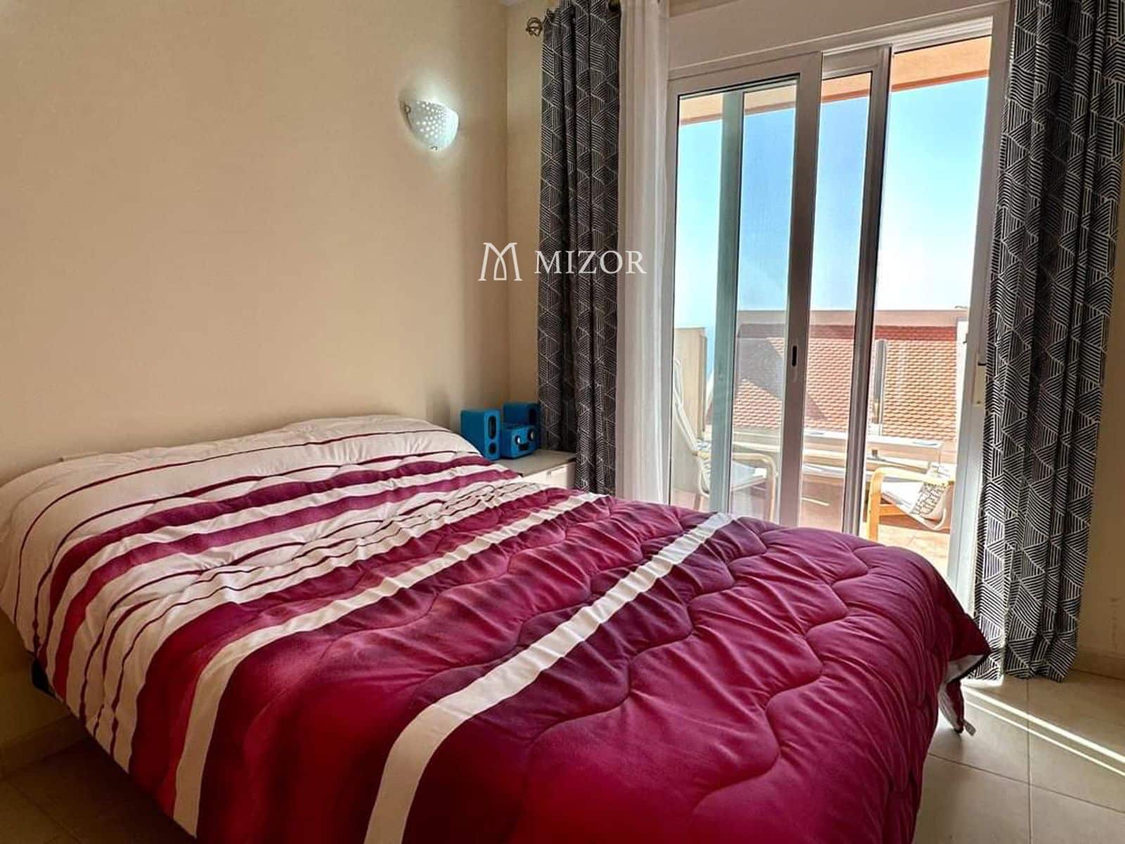 3 soveværelse Byhus til salg i Puerto Santiago med swimmingpool garage - € 595.000 (Ref: 9949004)