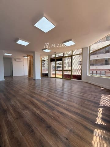 Erhverv til salg i Arona - € 250.000 (Ref: 9950624)