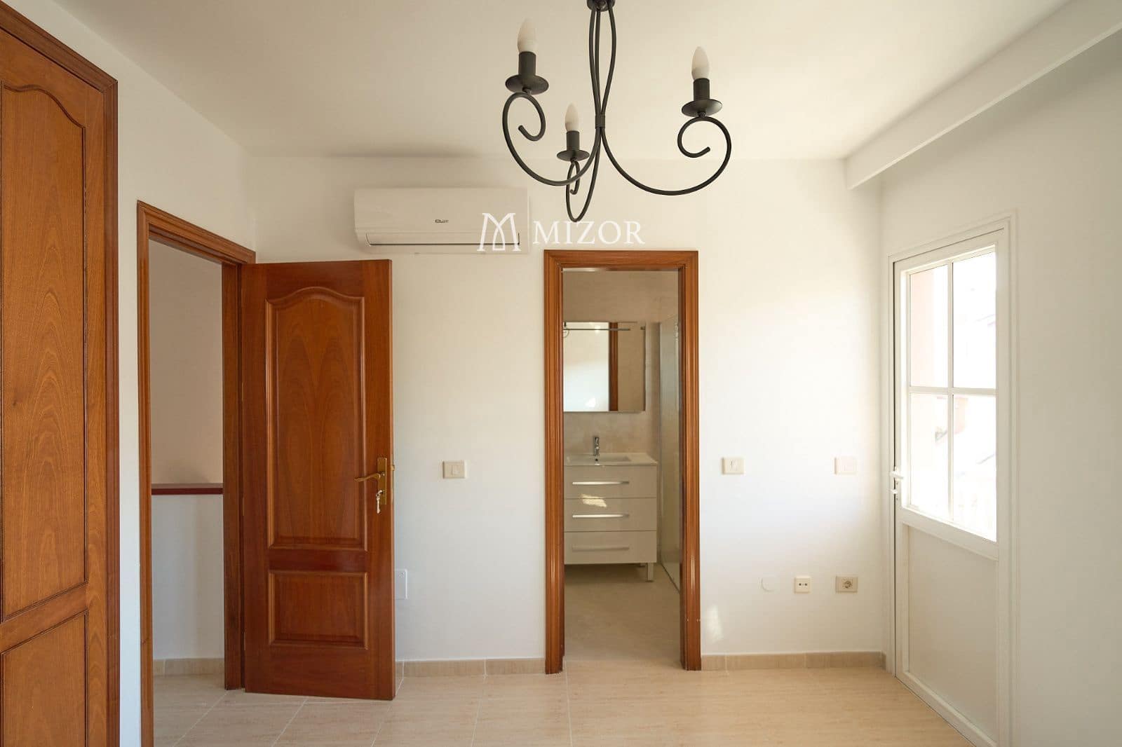 3 slaapkamer Huis te koop in Granadilla de Abona met garage - € 420.000 (Ref: 9972425)