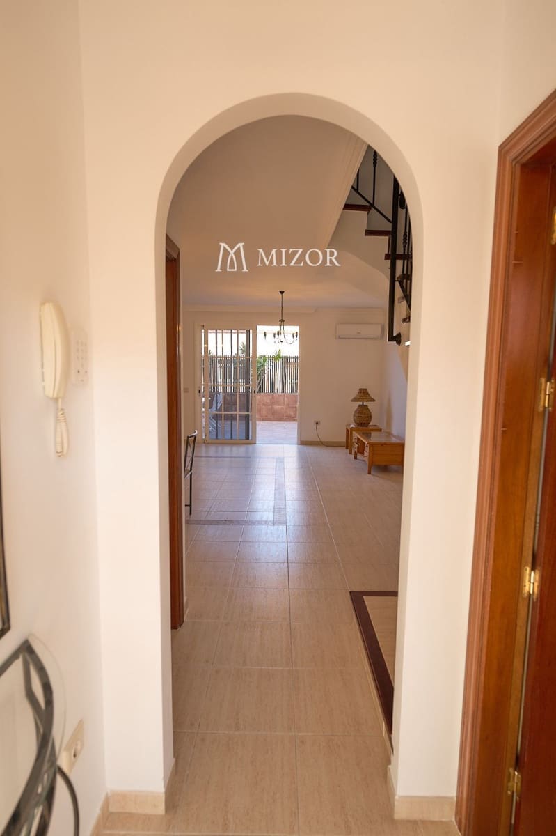 3 slaapkamer Huis te koop in Granadilla de Abona met garage - € 420.000 (Ref: 9972425)