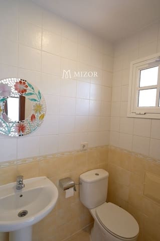 3 soverom Hus til salgs i Granadilla de Abona med garasje - € 420 000 (Ref: 9972425)