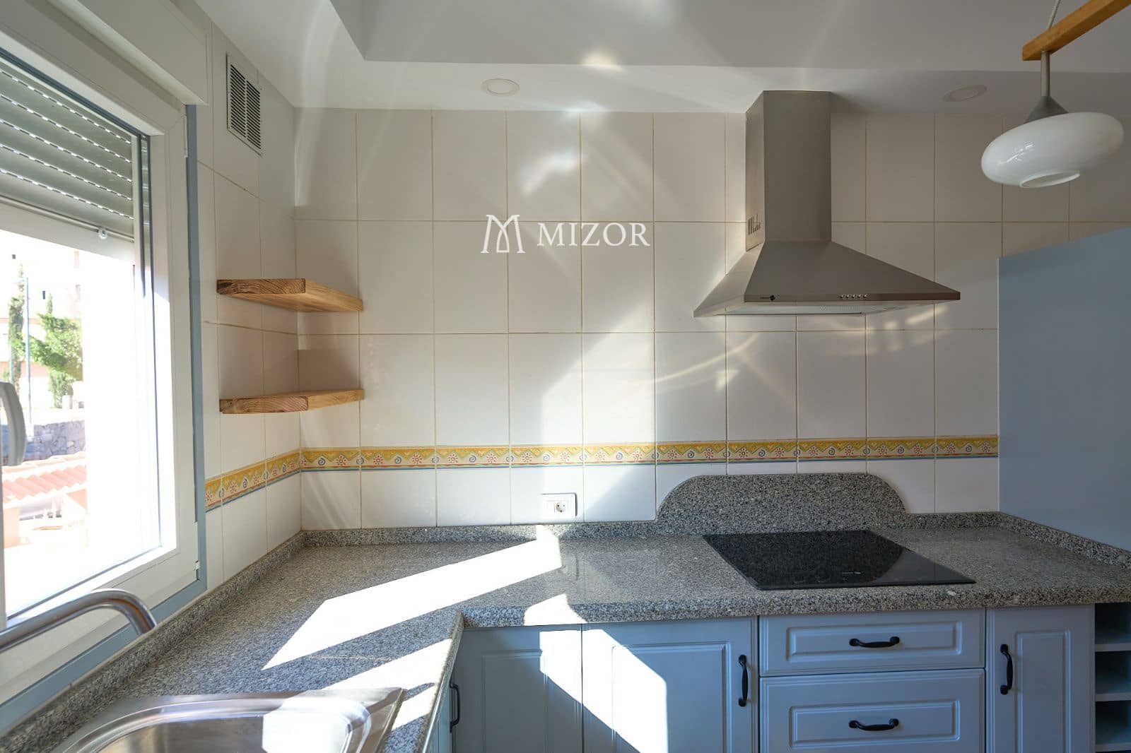 3 slaapkamer Huis te koop in Granadilla de Abona met garage - € 420.000 (Ref: 9972425)