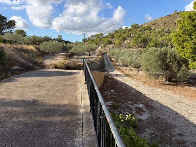 6 Zimmer Finca/Landgut zu verkaufen in Relleu mit Pool Garage - 449.000 € (Ref: 10089973)
