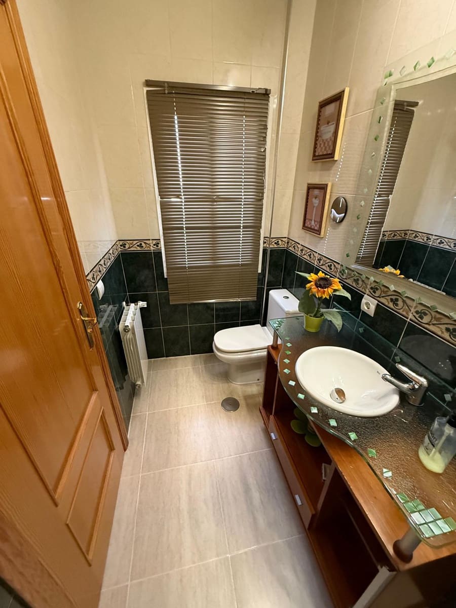 4 chambre Villa/Maison à vendre à La Nucia avec piscine garage - 569 000 € (Ref: 9946705)