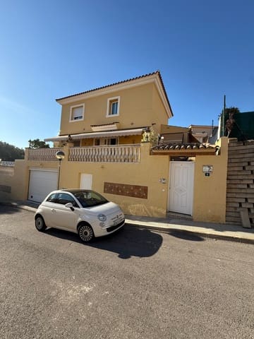 4 soverom Villa til salgs i La Nucia med svømmebasseng garasje - € 569 000 (Ref: 9946705)