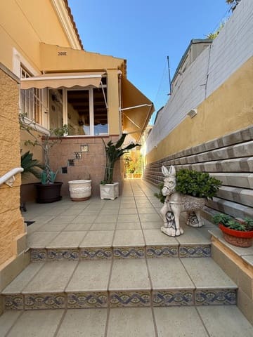 4 soverom Villa til salgs i La Nucia med svømmebasseng garasje - € 569 000 (Ref: 9946705)