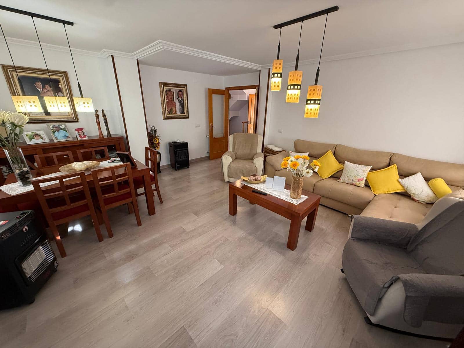 4 chambre Villa/Maison à vendre à La Nucia avec piscine garage - 569 000 € (Ref: 9946705)