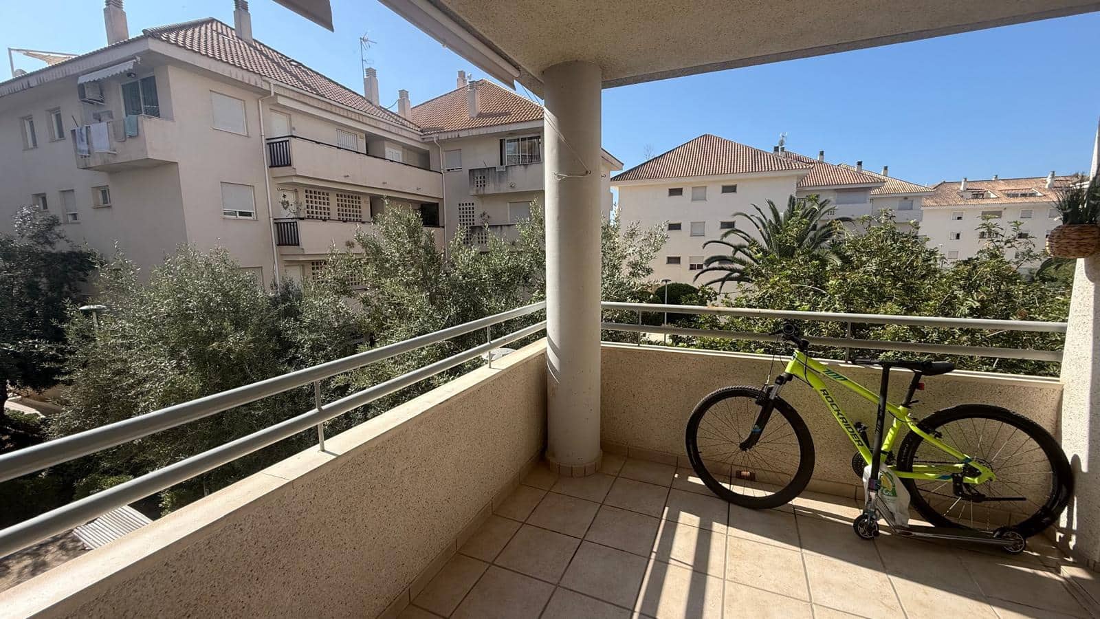 2 bedroom Apartment for rent in Altea with garage - € 1,150 (Ref: 9946724)