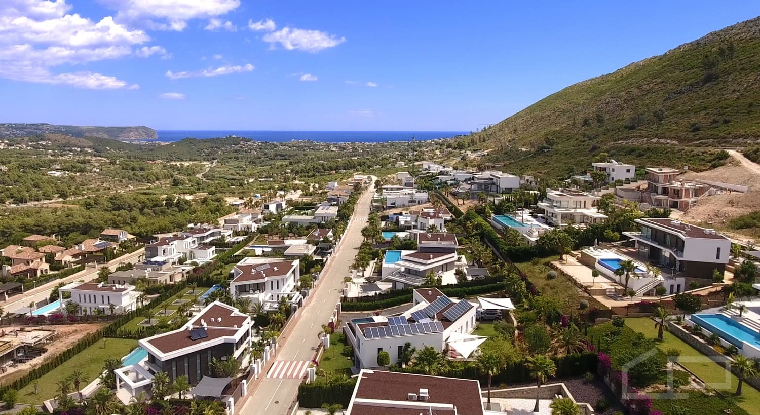 4 soverom Villa til salgs i Javea / Xabia med svømmebasseng garasje - € 1 180 000 (Ref: 9953184)