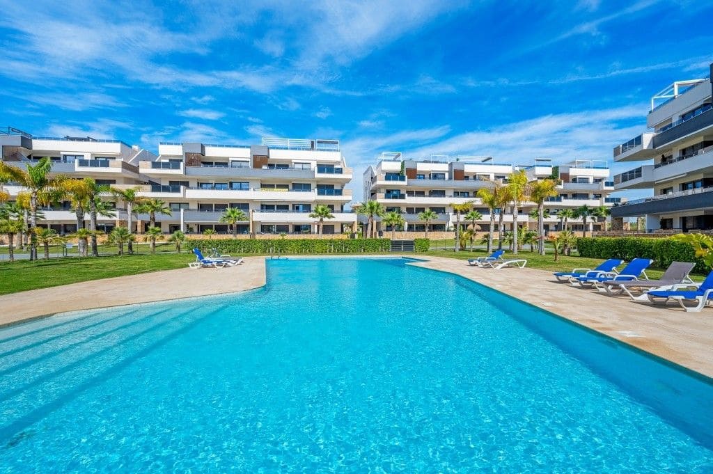 2 soveværelse Lejlighed til salg i Orihuela Costa med swimmingpool - € 315.000 (Ref: 10059490)