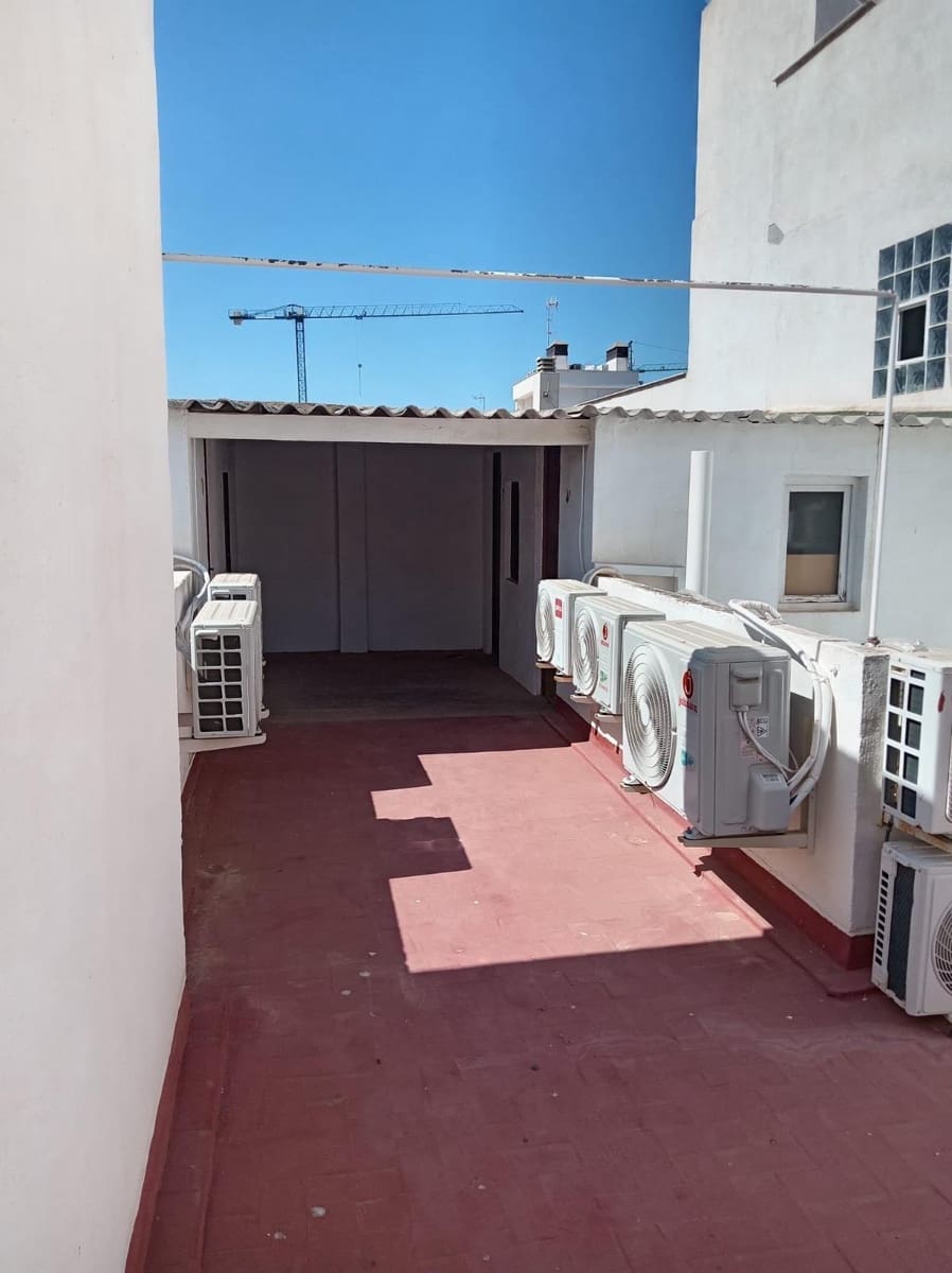 3 quarto Penthouse para venda em Torrevieja com garagem - 289 900 € (Ref: 10129504)