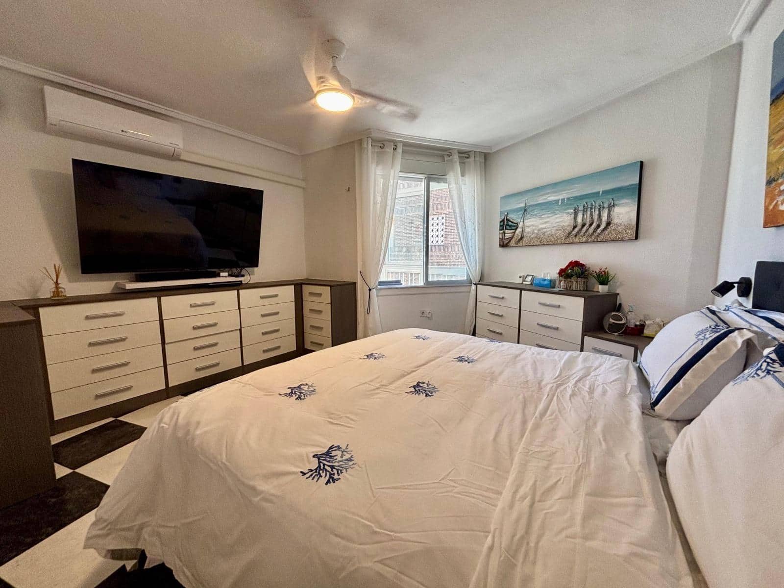 3 quarto Penthouse para venda em Torrevieja com garagem - 289 900 € (Ref: 10129504)