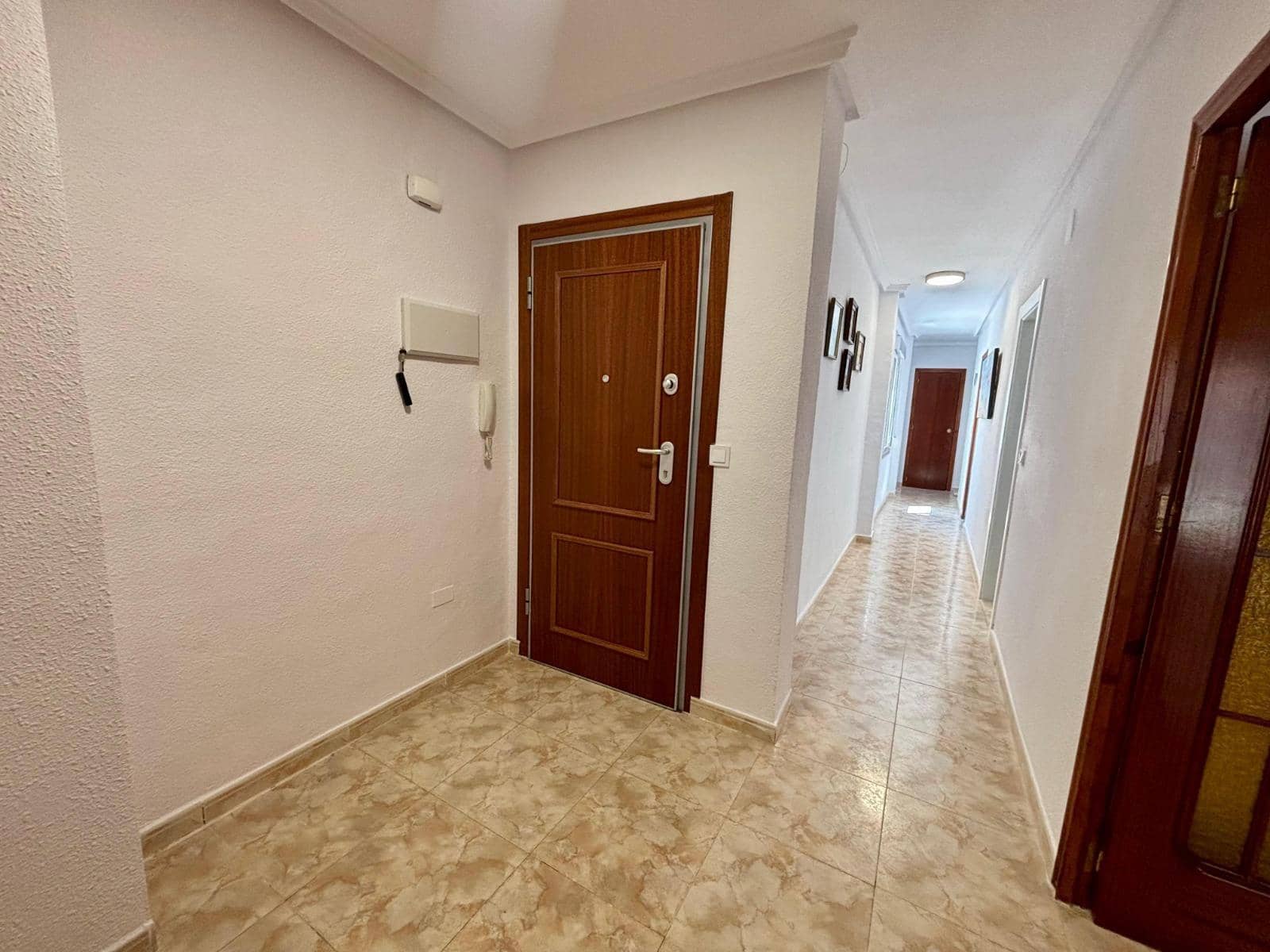 3 quarto Penthouse para venda em Torrevieja com garagem - 289 900 € (Ref: 10129504)