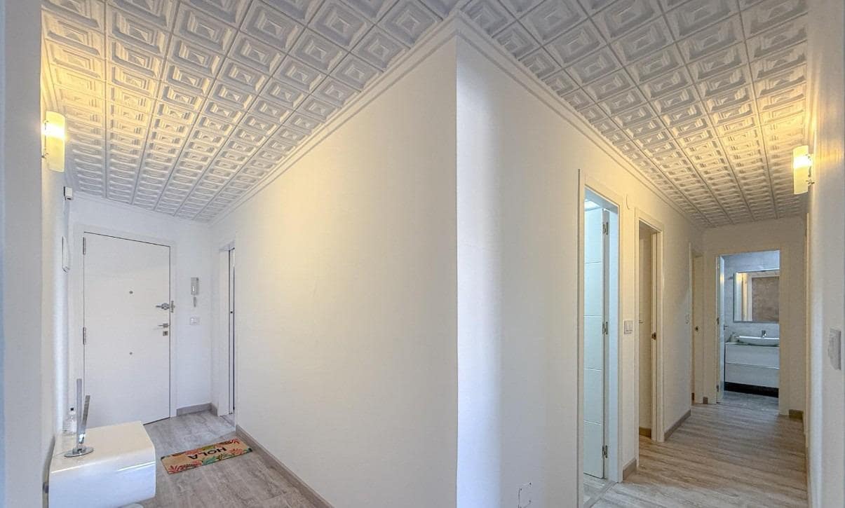 3 soverom Penthouse til salgs i Torrevieja med svømmebasseng - € 270 000 (Ref: 10157922)