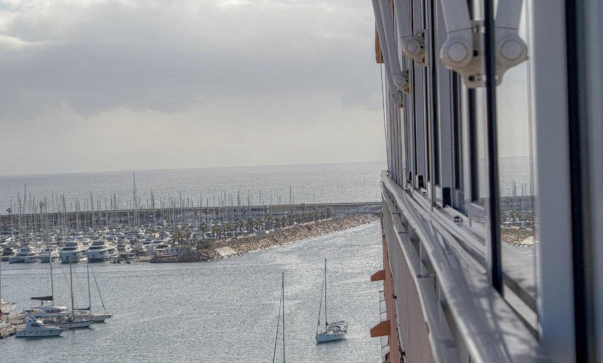 3 soverom Penthouse til salgs i Torrevieja med svømmebasseng - € 270 000 (Ref: 10157922)
