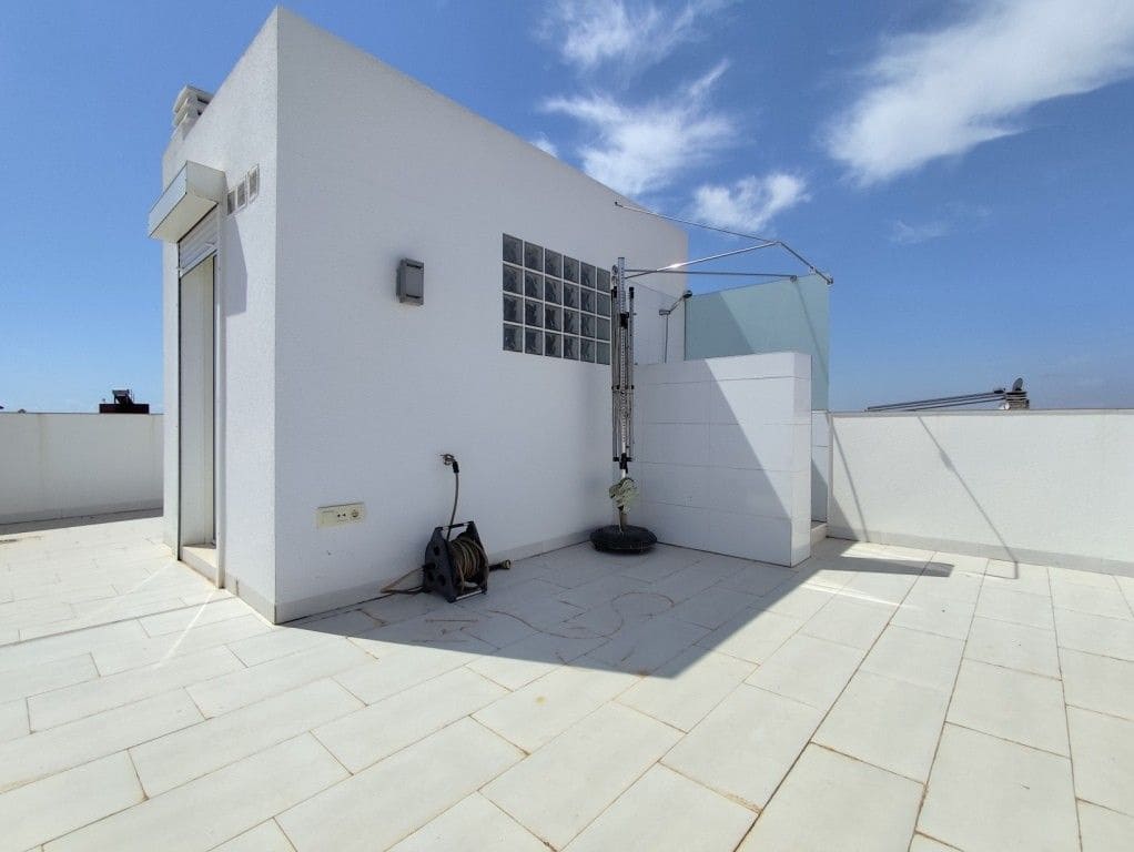 4 bedroom Townhouse for sale in Aguas Nuevas with pool - € 395,000 (Ref: 9958216)