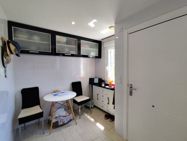 4 sypialnia Dom na sprzedaż w Aguas Nuevas, Torrevieja z basenem - 395 000 € (Ref: 9958216)