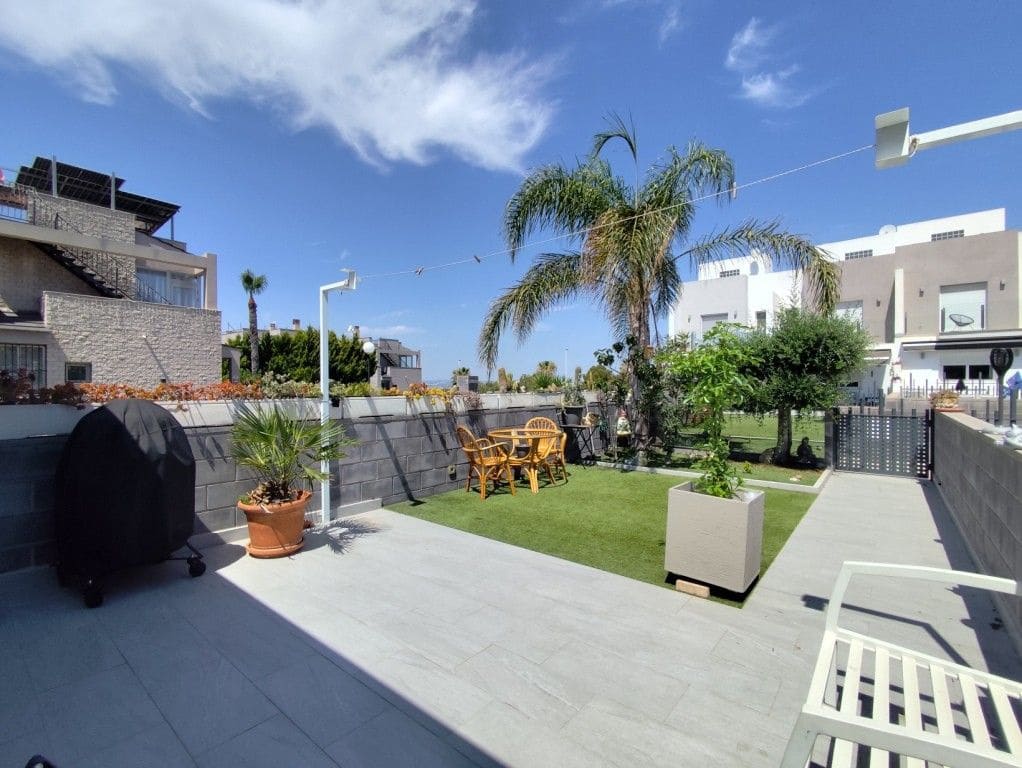 4 bedroom Townhouse for sale in Aguas Nuevas with pool - € 395,000 (Ref: 9958216)
