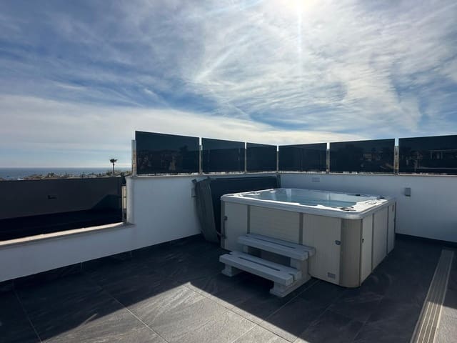 4 soverom Villa til salgs i La Mata, Torrevieja - € 775 000 (Ref: 9958217)