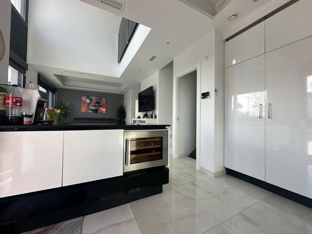 4 soverom Villa til salgs i La Mata, Torrevieja - € 775 000 (Ref: 9958217)