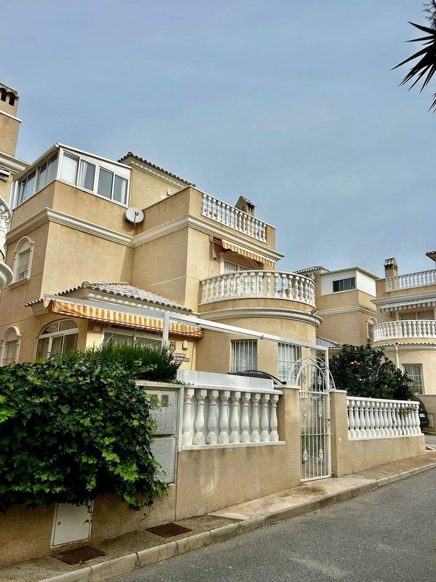 4 camera da letto Casa in vendita in Torrevieja - 339.900 € (Rif: 9958221)