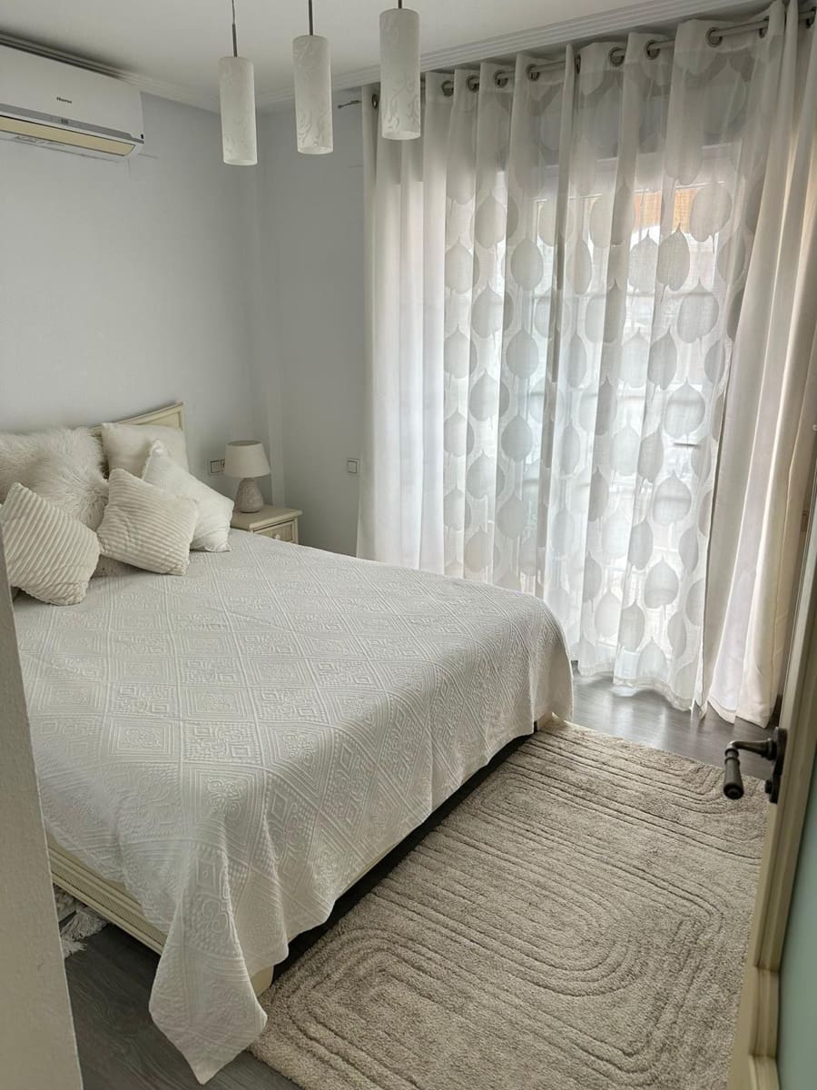 4 camera da letto Casa in vendita in Torrevieja - 339.900 € (Rif: 9958221)