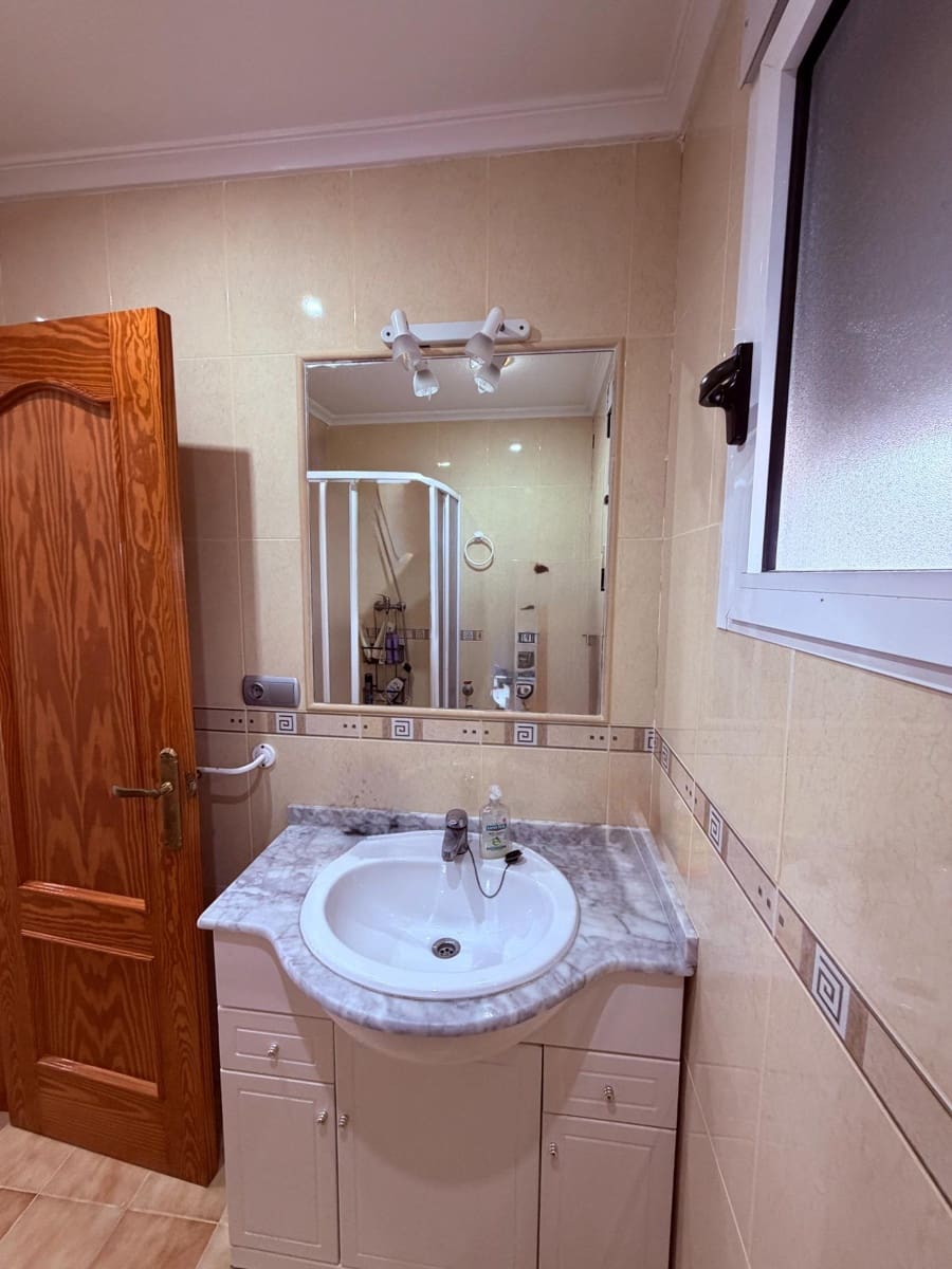 4 makuuhuone Maalaistalo myytävänä paikassa Crevillente / Crevillent mukana 
autotalli - 365 000 € (Ref: 9958229)