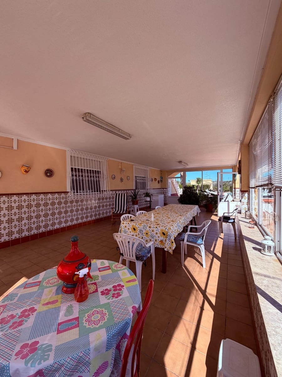 4 makuuhuone Maalaistalo myytävänä paikassa Crevillente / Crevillent mukana 
autotalli - 365 000 € (Ref: 9958229)