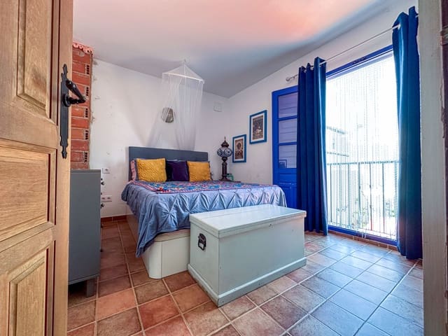 6 soveværelse Byhus til salg i Lecrín med swimmingpool - € 275.000 (Ref: 10054514)