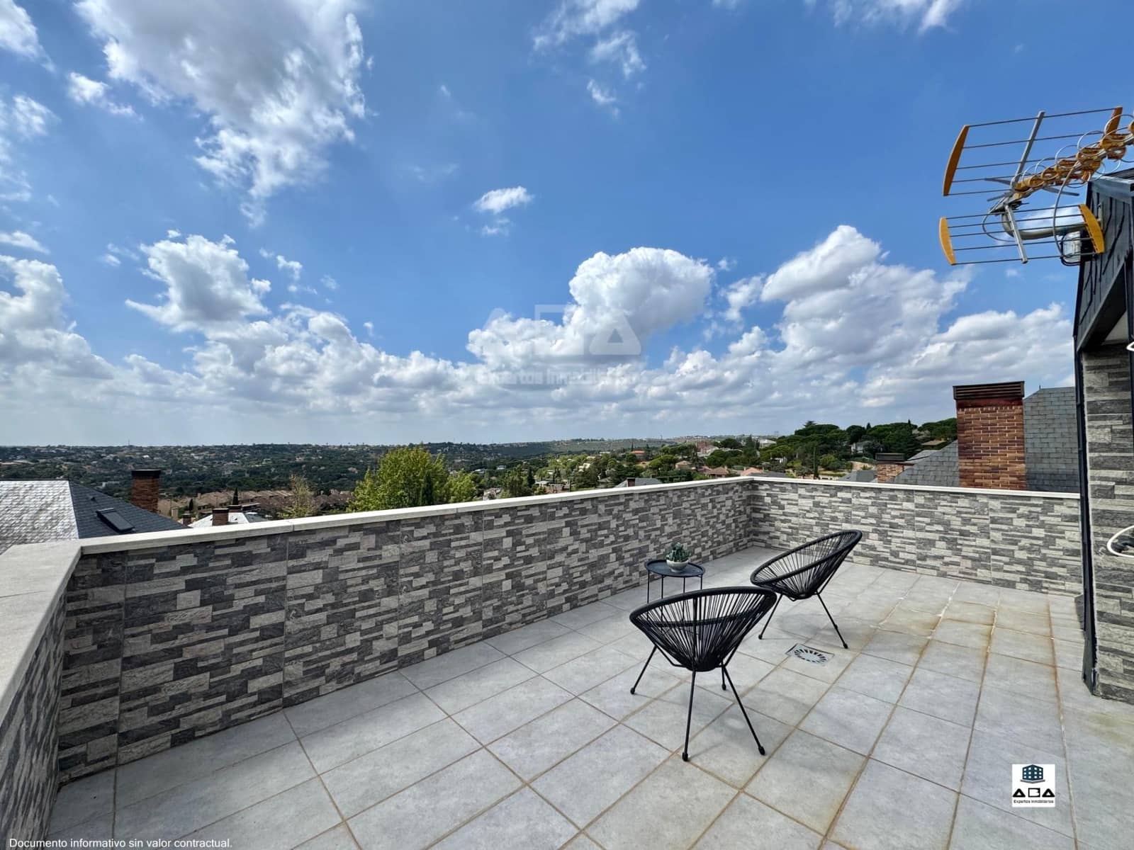 5 soveværelse Villa til salg i Torrelodones med swimmingpool garage - € 997.000 (Ref: 10047390)