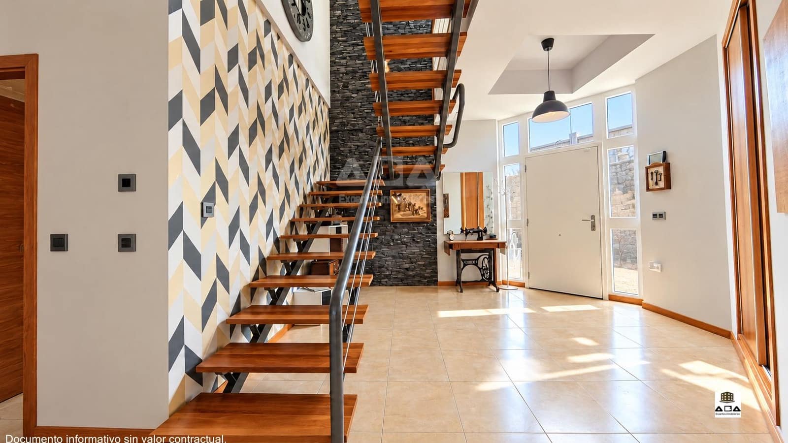Chalet de 5 habitaciones en Manzanares en venta con garaje - 350.000 € (Ref: 10180681)