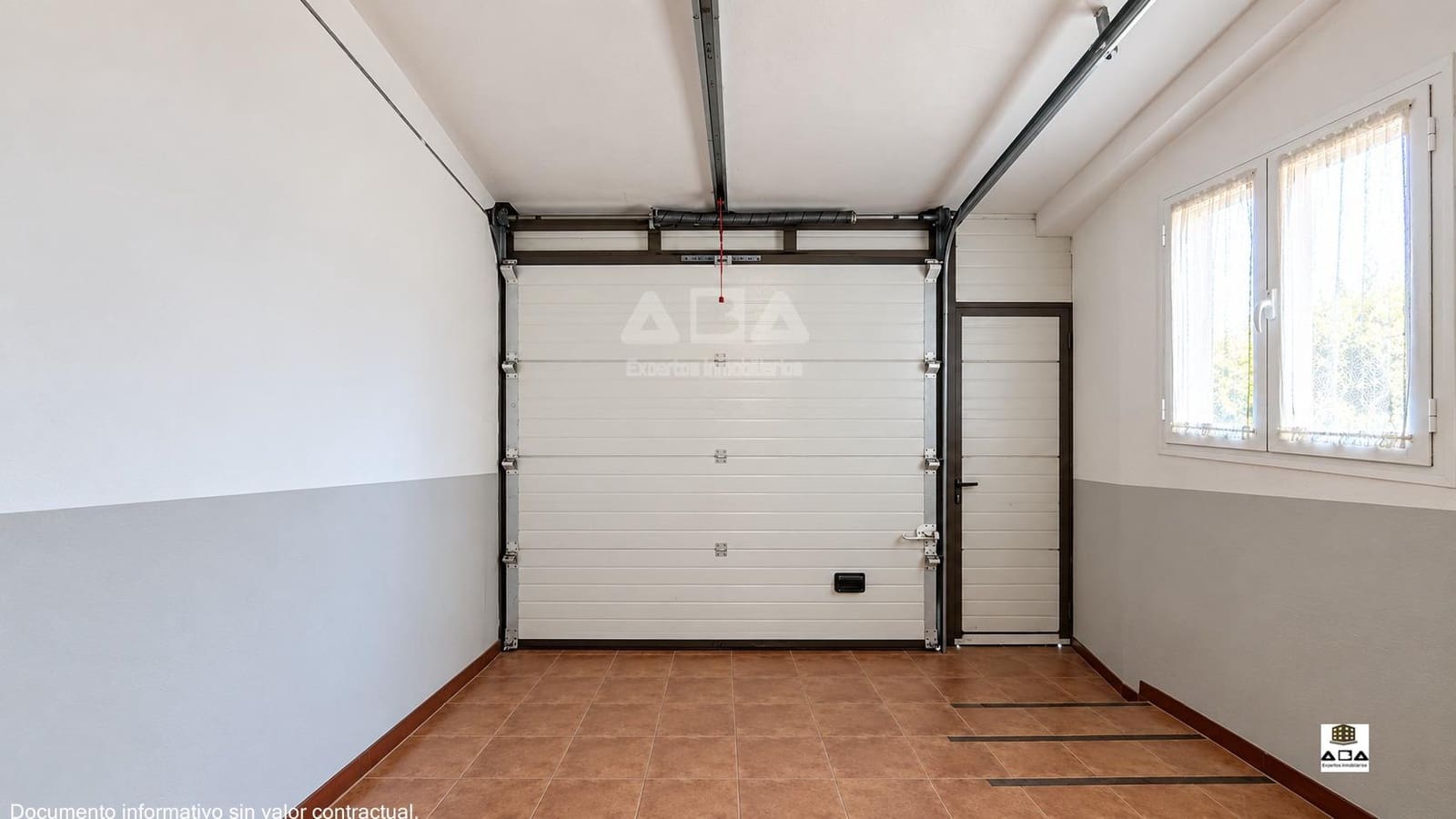 Chalet de 5 habitaciones en Manzanares en venta con garaje - 350.000 € (Ref: 10180681)