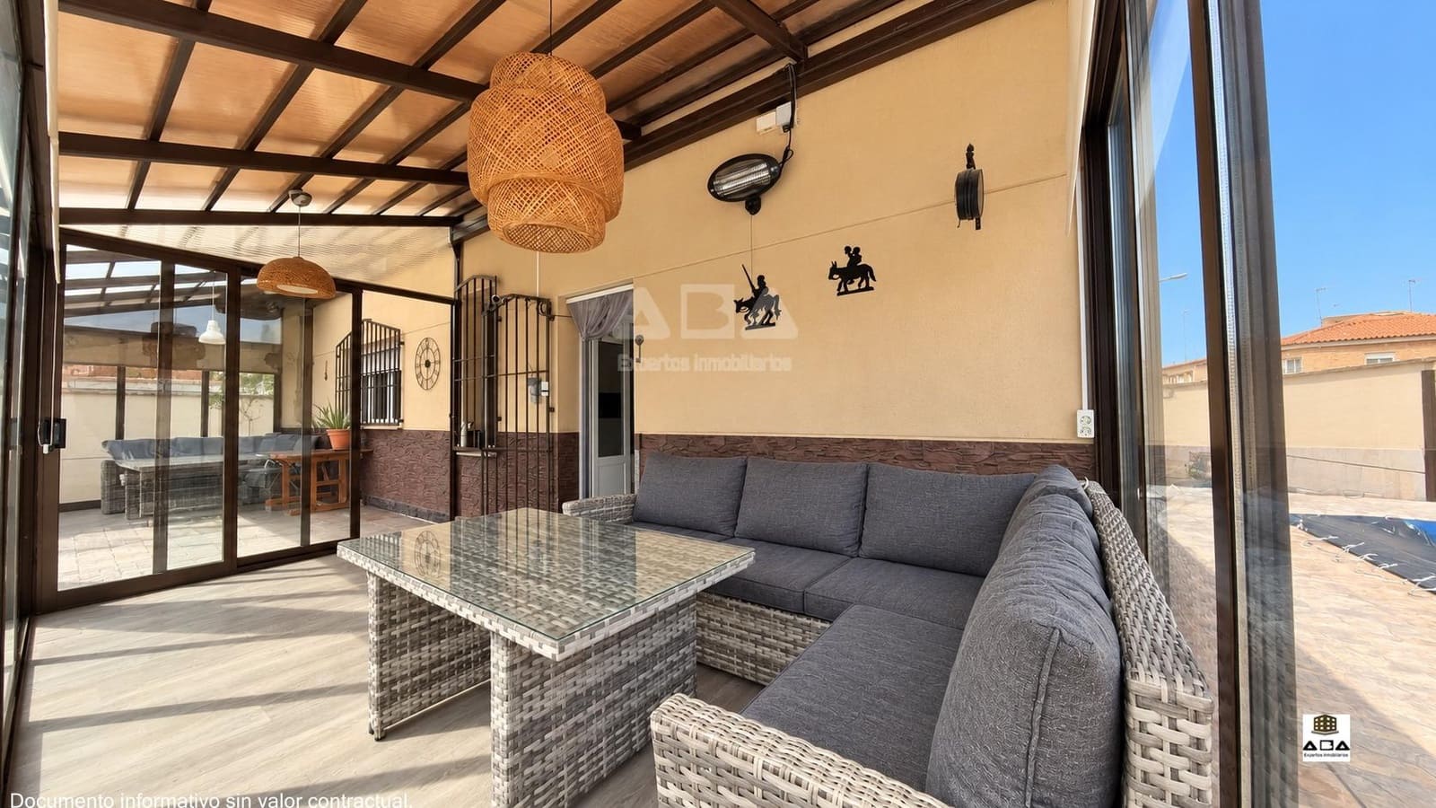 Chalet de 5 habitaciones en Manzanares en venta con garaje - 350.000 € (Ref: 10180681)
