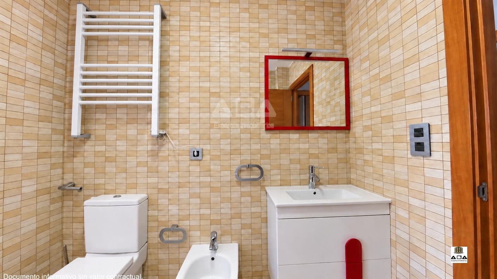 Chalet de 5 habitaciones en Manzanares en venta con garaje - 350.000 € (Ref: 10180681)