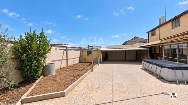 Chalet de 5 habitaciones en Manzanares en venta con garaje - 350.000 € (Ref: 10180681)
