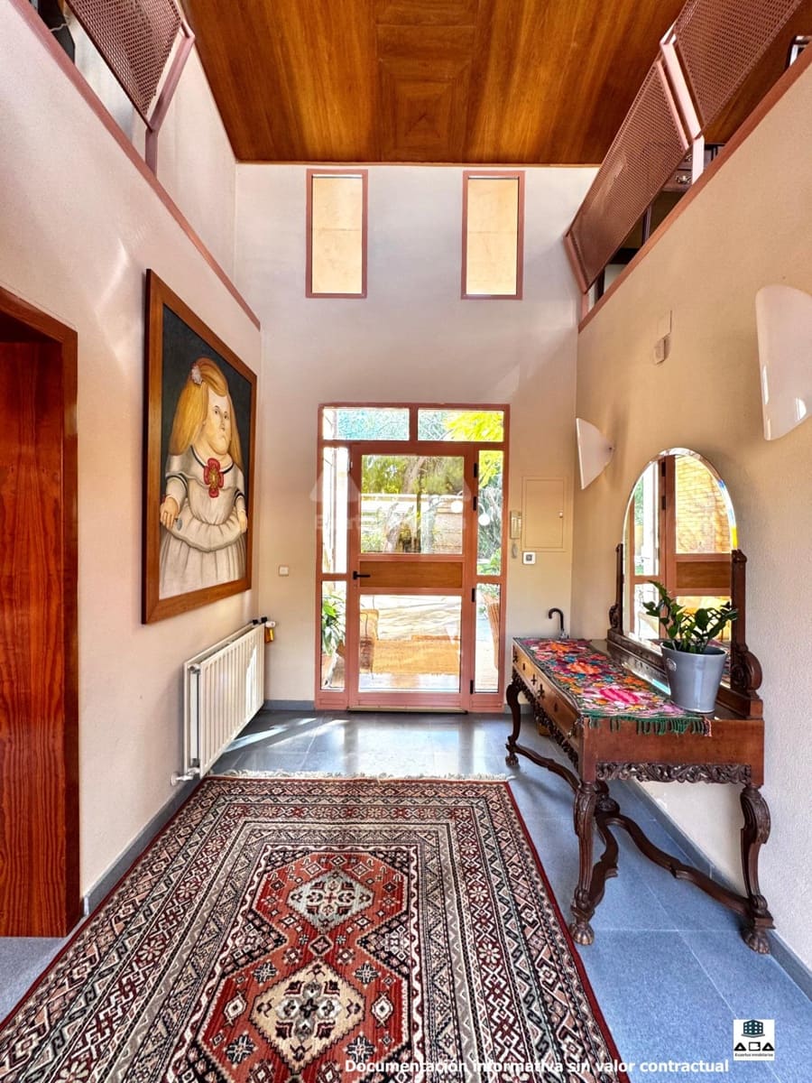 7 slaapkamer Villa te koop in Villafranqueza met zwembad garage - € 1.300.000 (Ref: 9945812)
