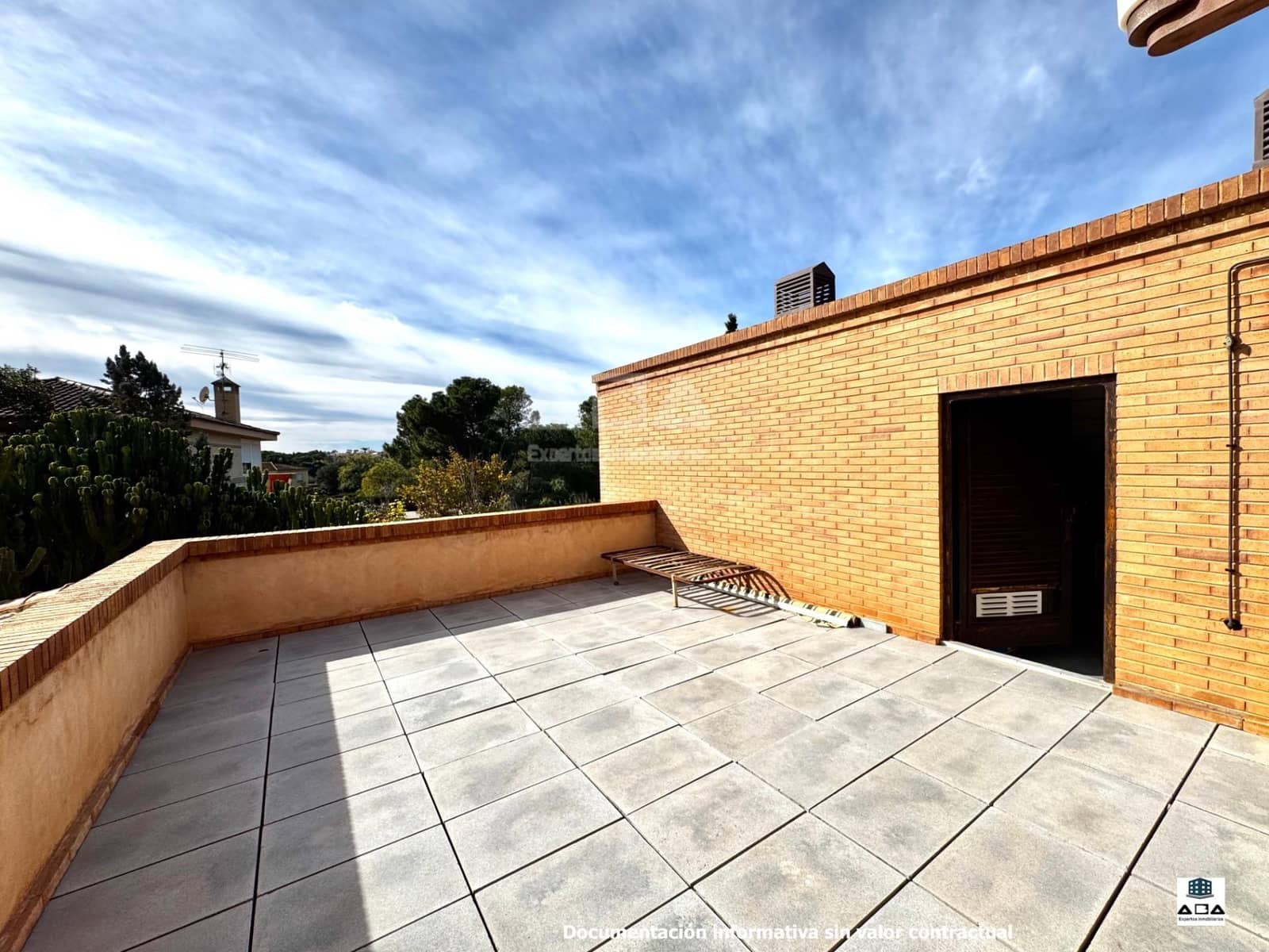 7 slaapkamer Villa te koop in Villafranqueza met zwembad garage - € 1.300.000 (Ref: 9945812)