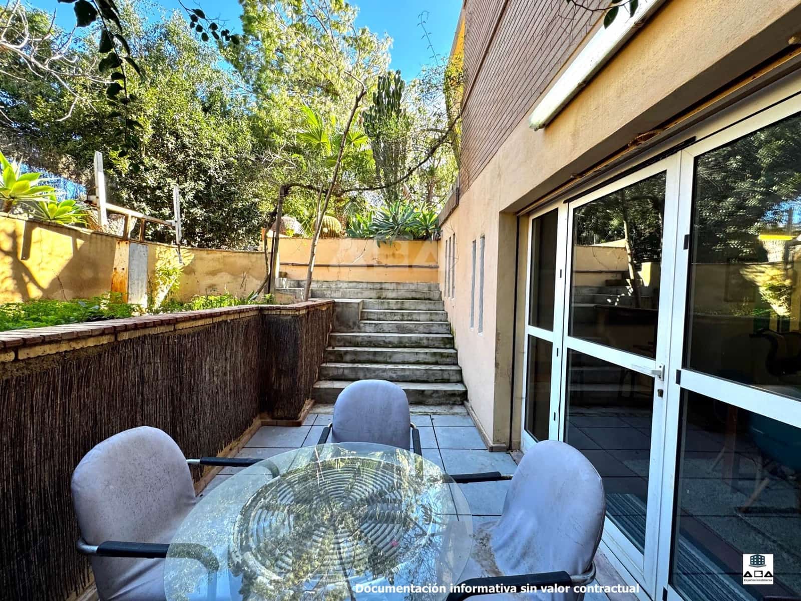 7 slaapkamer Villa te koop in Villafranqueza met zwembad garage - € 1.300.000 (Ref: 9945812)