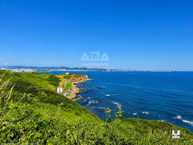 5 bedroom Villa for sale in Gijón with pool garage - € 950,000 (Ref: 9945814)