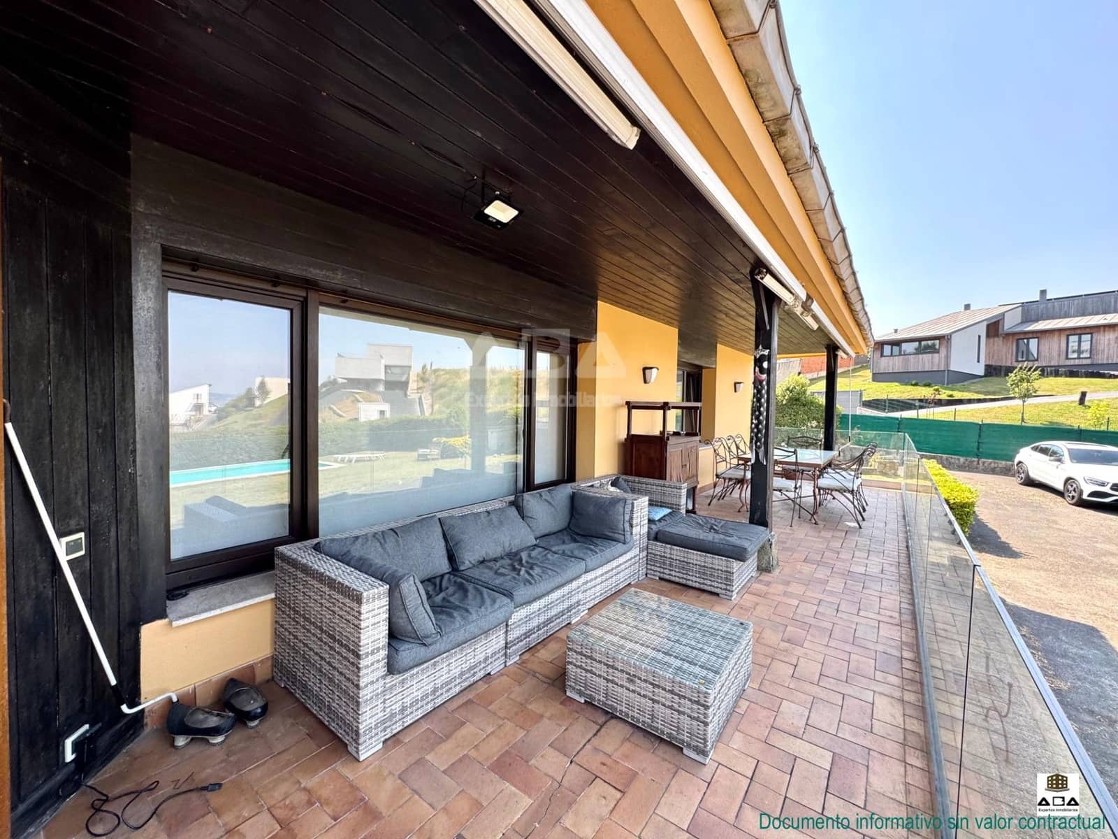 5 soverom Villa til salgs i Gijon med svømmebasseng garasje - € 950 000 (Ref: 9945814)