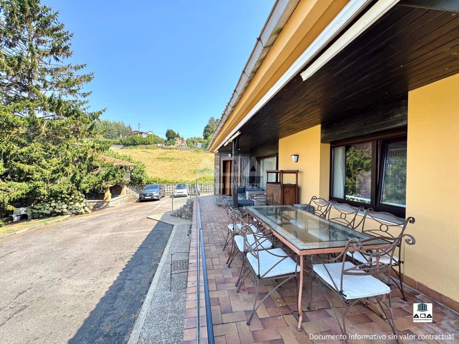 5 soverom Villa til salgs i Gijon med svømmebasseng garasje - € 950 000 (Ref: 9945814)