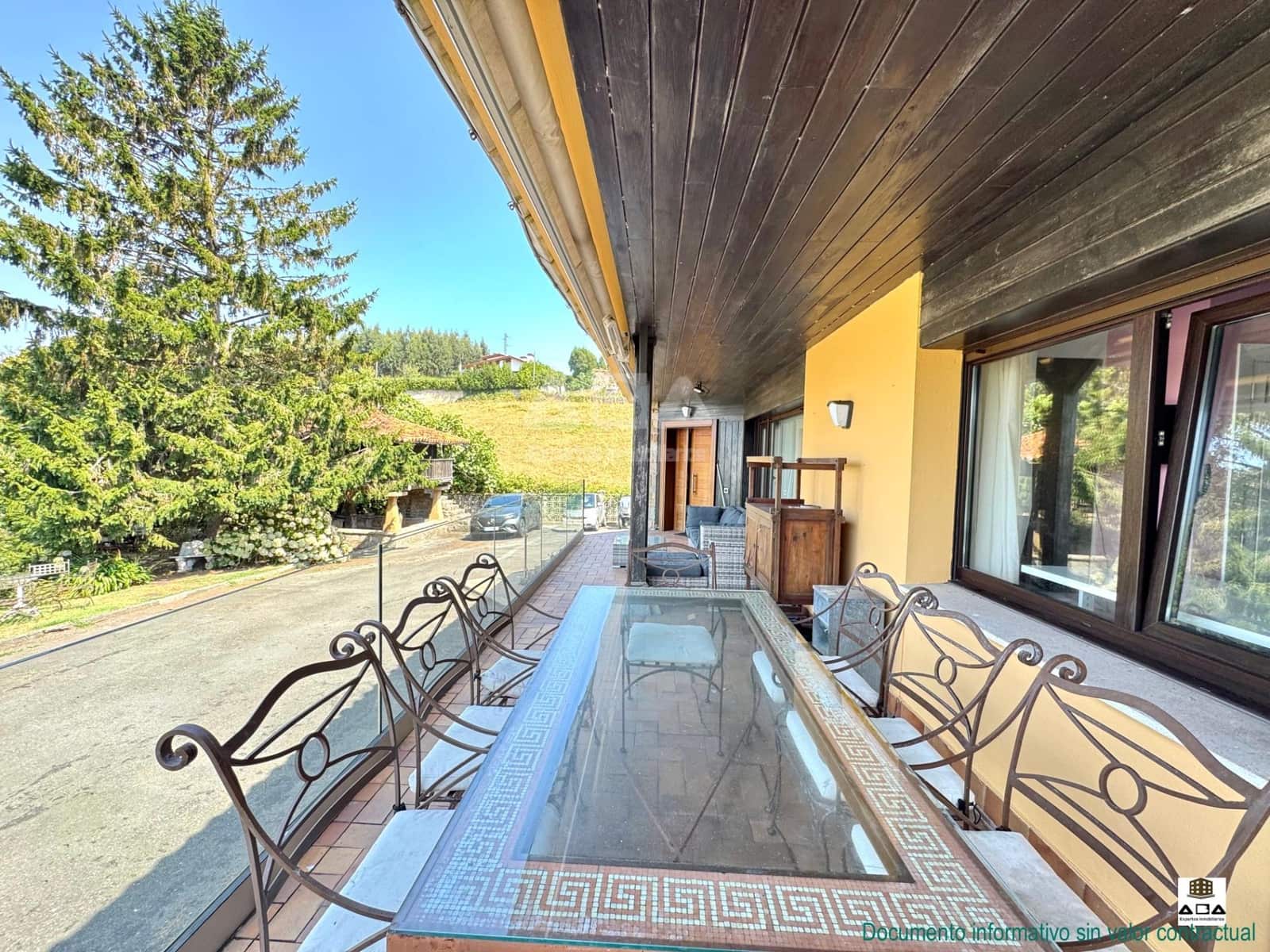 5 soverom Villa til salgs i Gijon med svømmebasseng garasje - € 950 000 (Ref: 9945814)