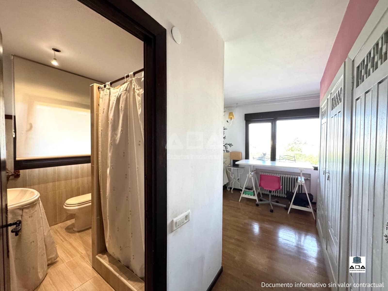 5 bedroom Villa for sale in Gijon with pool garage - € 950,000 (Ref: 9945814)