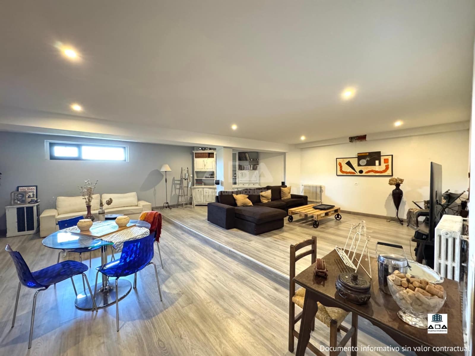 5 bedroom Villa for sale in Gijon with pool garage - € 950,000 (Ref: 9945814)
