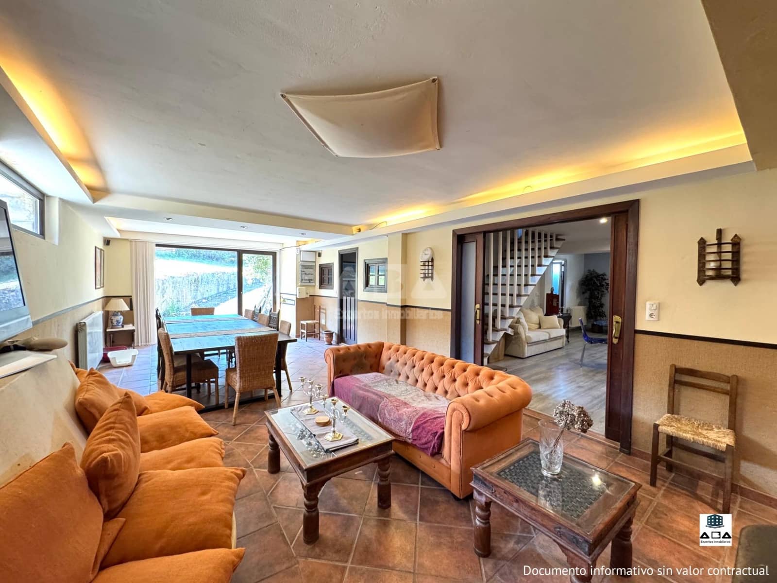5 bedroom Villa for sale in Gijon with pool garage - € 950,000 (Ref: 9945814)